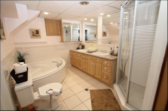 124 Gordon St, Sarnia, Ontario, Canada