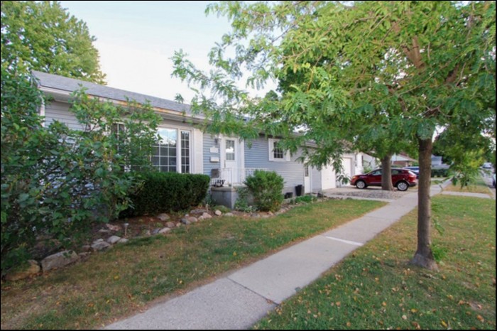 124 Gordon St, Sarnia, Ontario, Canada