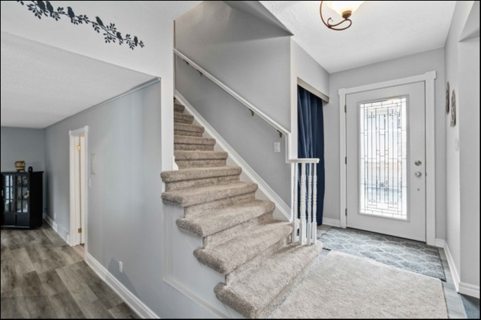 219 Oslo Cres, Sarnia, Ontario, Canada