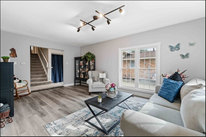 219 Oslo Cres, Sarnia, Ontario, Canada