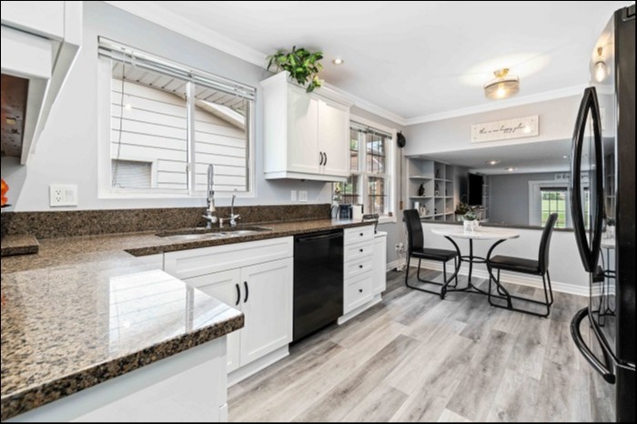 219 Oslo Cres, Sarnia, Ontario, Canada
