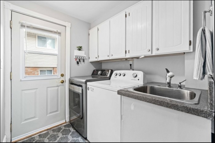 219 Oslo Cres, Sarnia, Ontario, Canada