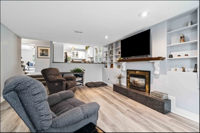 219 Oslo Cres, Sarnia, Ontario, Canada