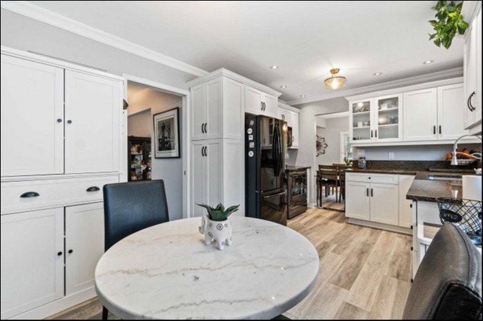 219 Oslo Cres, Sarnia, Ontario, Canada