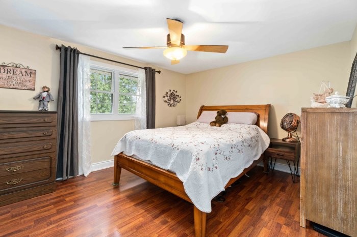 219 Oslo Cres, Sarnia, Ontario, Canada