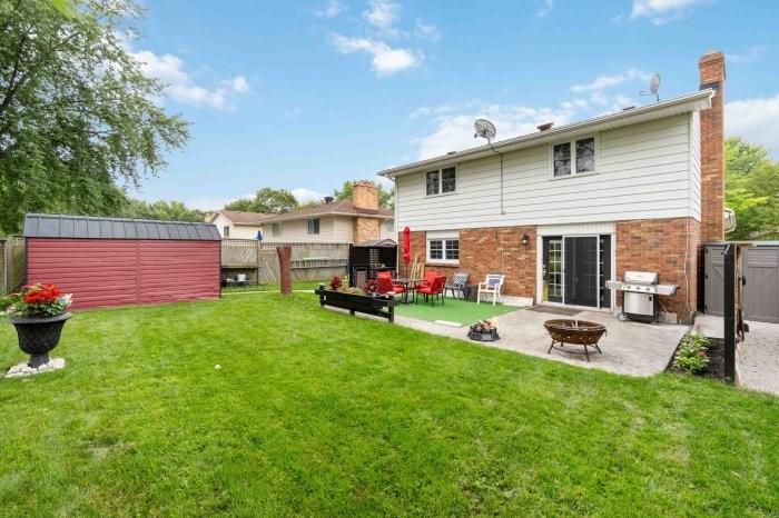 219 Oslo Cres, Sarnia, Ontario, Canada
