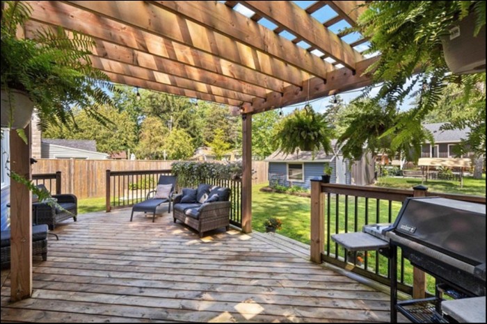 7790 GALLIE STREET, Plympton-Wyoming, Ontario, Canada