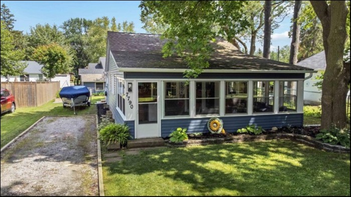 7790 GALLIE STREET, Plympton-Wyoming, Ontario, Canada