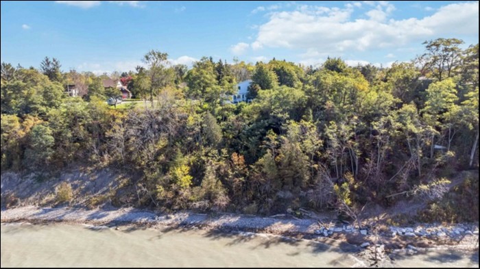 5250 Cliff Road , Lambton Shores, Ontario, Canada