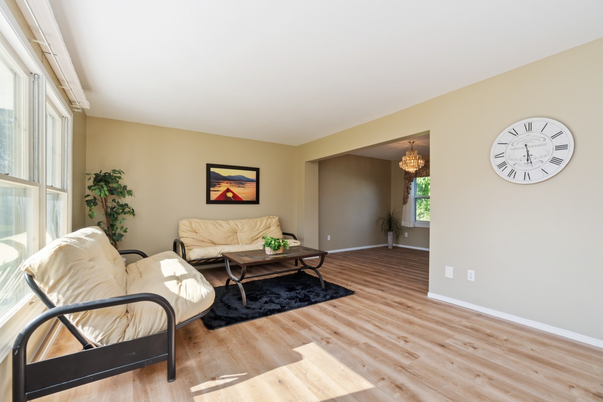 5250 Cliff Road , Lambton Shores, Ontario, Canada