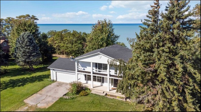 5250 Cliff Road , Lambton Shores, Ontario, Canada