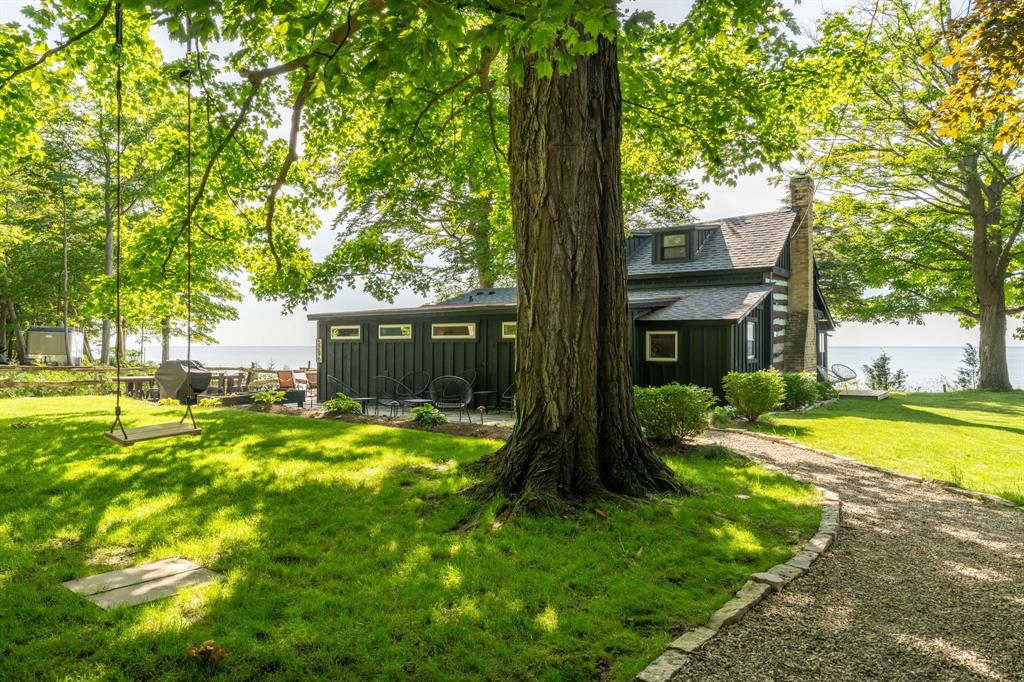 5296 Broadview Avenue, Lambton Shores Ontario, Canada