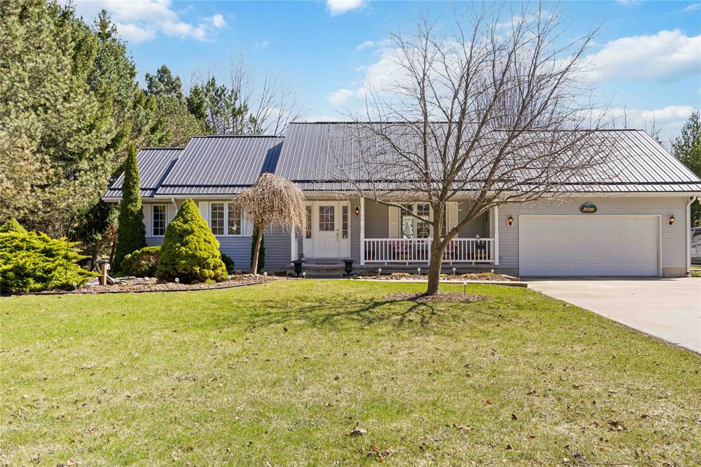 5433 Huronview Avenue, Lambton Shores Ontario, Canada