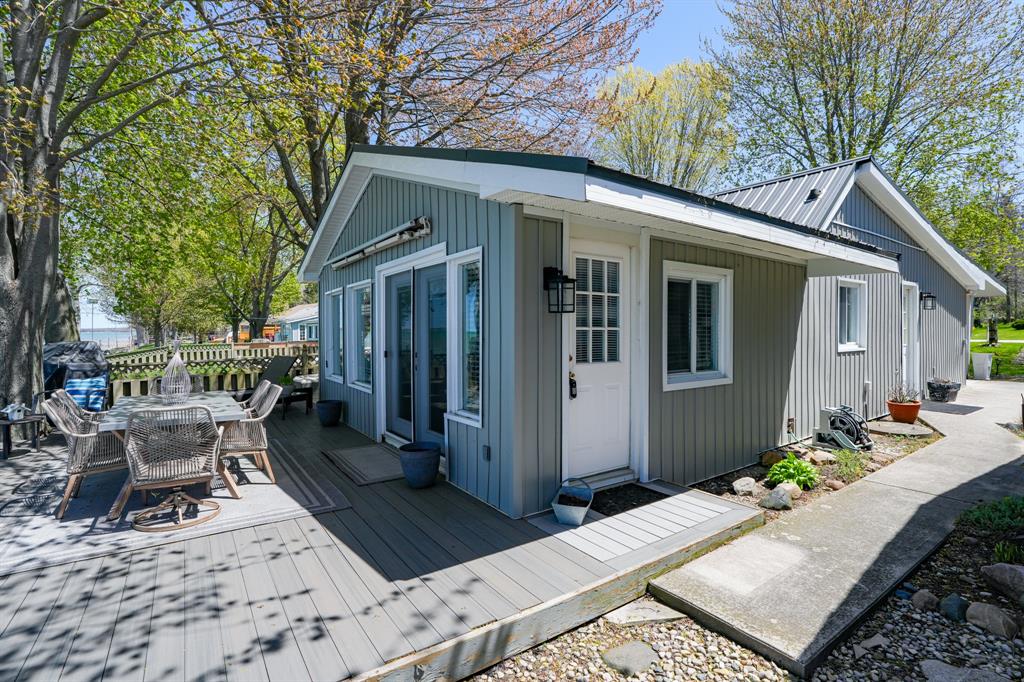 5322 BROADVIEW Avenue, Lambton Shores, Ontario, Canada photo 3