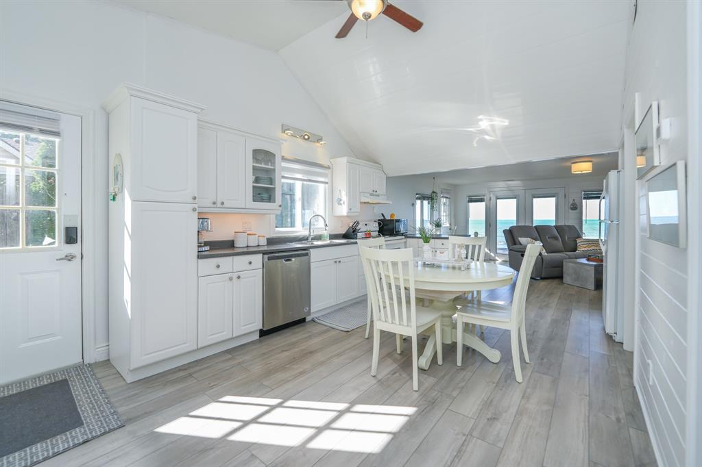 5322 BROADVIEW Avenue, Lambton Shores, Ontario, Canada photo 21