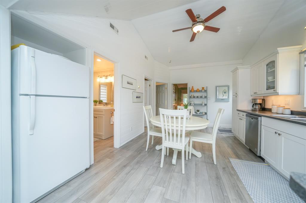 5322 BROADVIEW Avenue, Lambton Shores, Ontario, Canada photo 24