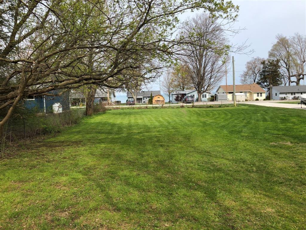 5325 Broadview Avenue, Lambton Shores, Ontario, Canada photo 5