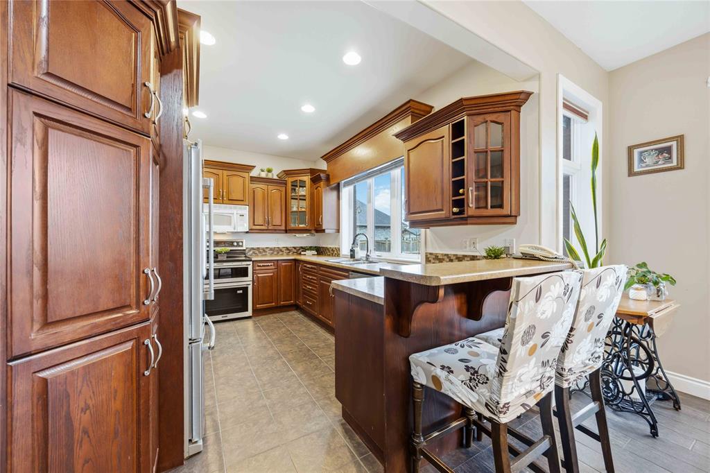 589 ST CLAIR Parkway, St. Clair, Ontario, Canada photo 8