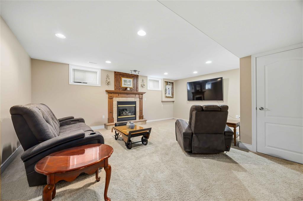 589 ST CLAIR Parkway, St. Clair, Ontario, Canada photo 24