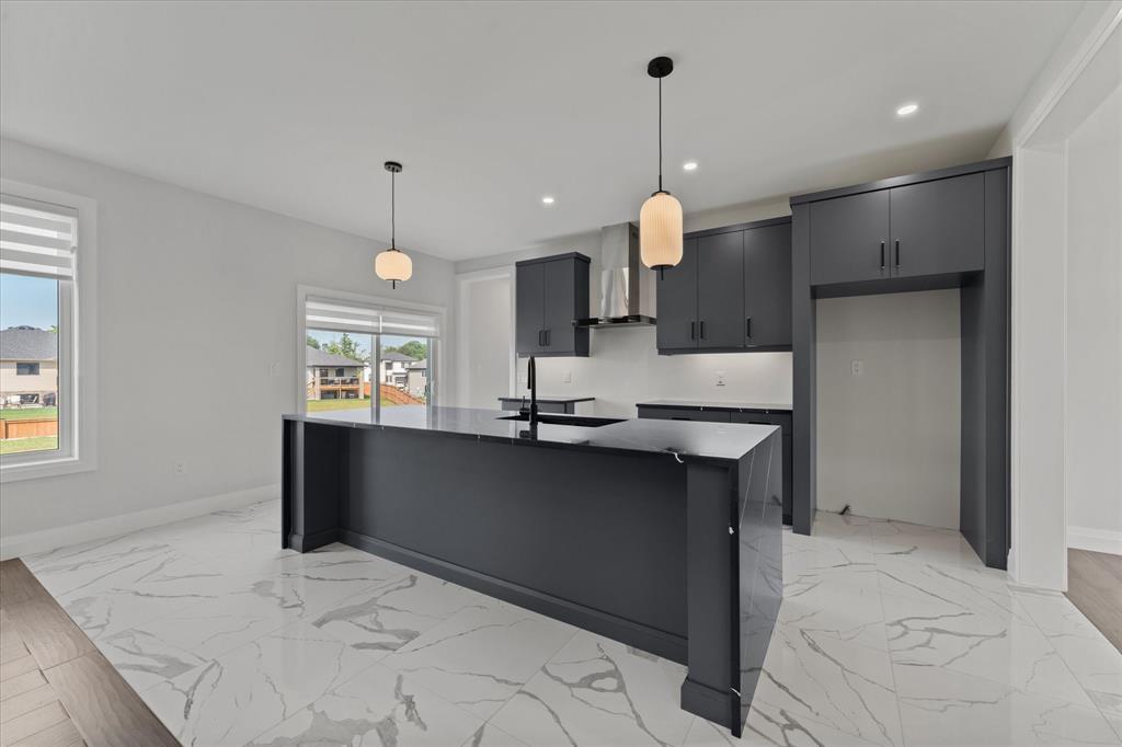 79 Noble Court photo 17