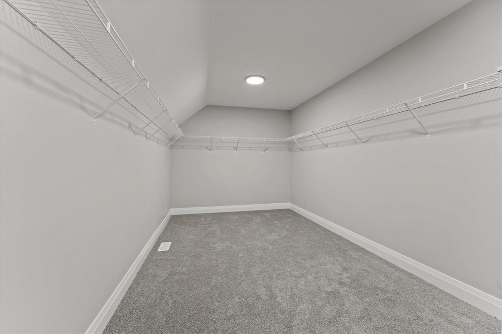 79 Noble Court photo 25
