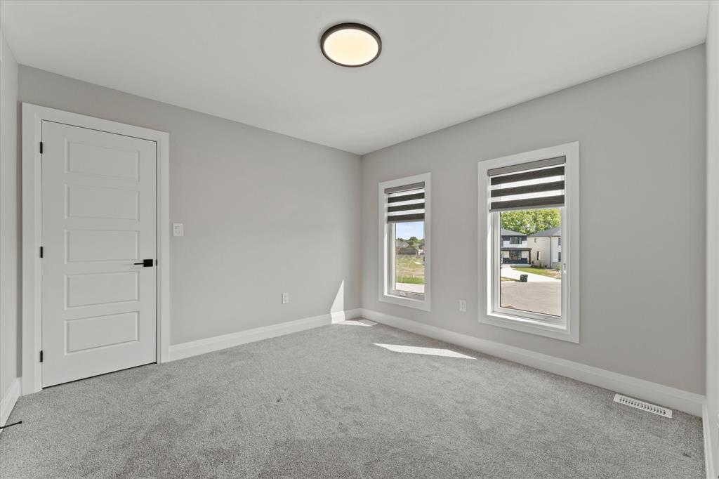 79 Noble Court photo 27