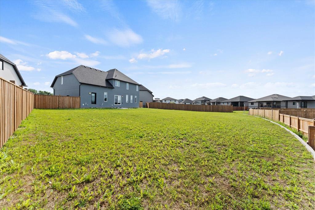 79 Noble Court photo 35