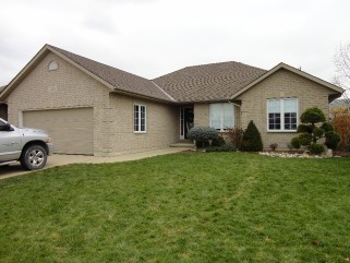 105 Paul Sloggett Crt, Sarnia Ontario, Canada