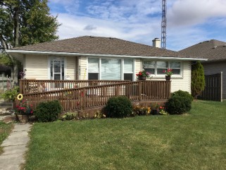 4430 Petrolia Line, Petrolia Ontario, Canada