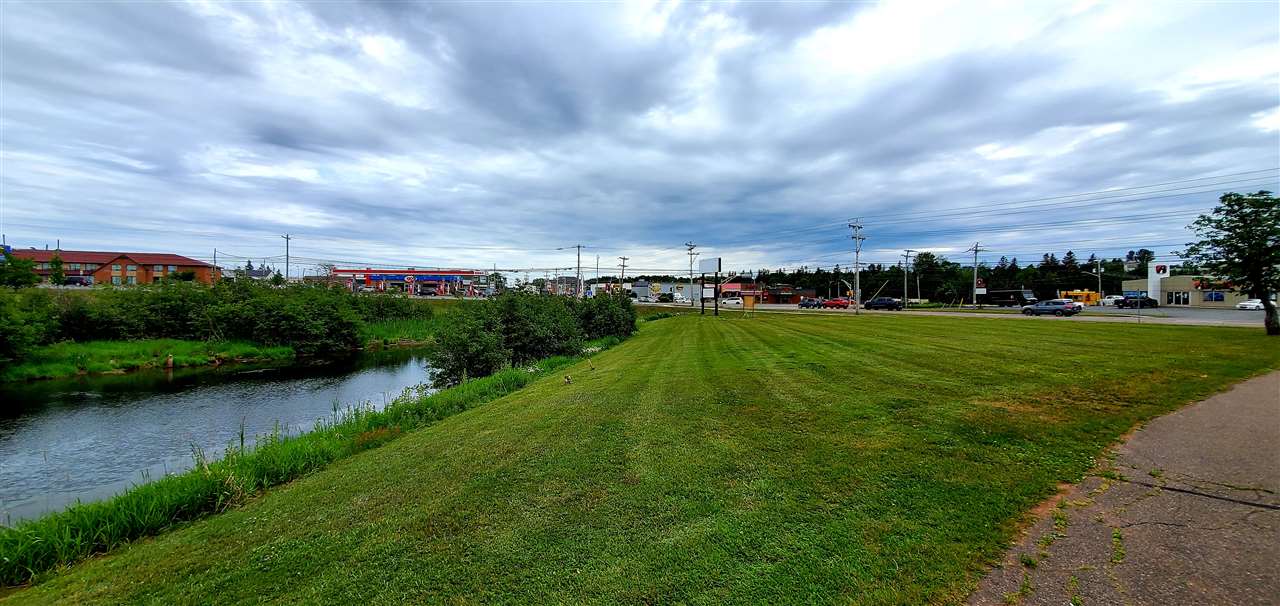 20 Lower Malpeque Road, Charlottetown Prince Edward Island, Canada