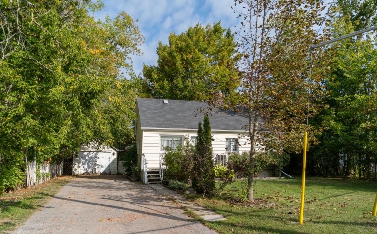 446 Main St. East, Beaverton, Ontario, Canada photo 2