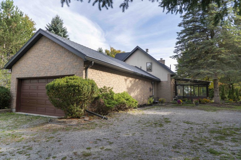 341 County Rd 46, Oakwood, City of Kawartha Lakes, Ontario, Canada photo 2