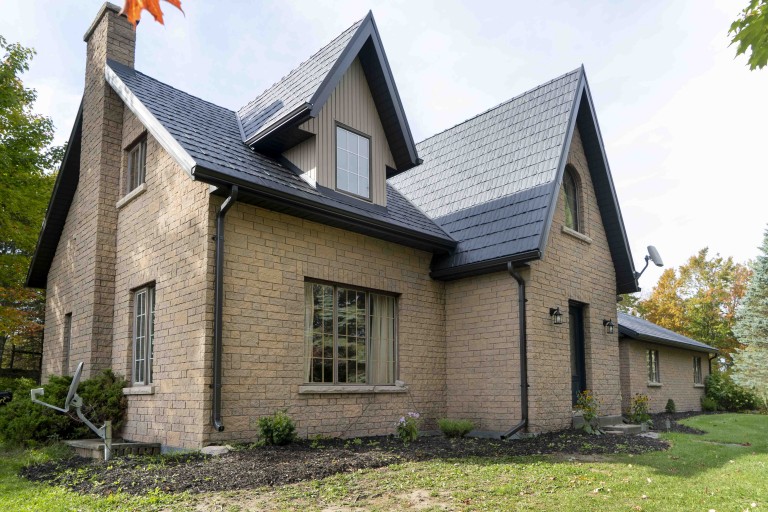 341 County Rd 46, Oakwood, City of Kawartha Lakes, Ontario, Canada photo 1