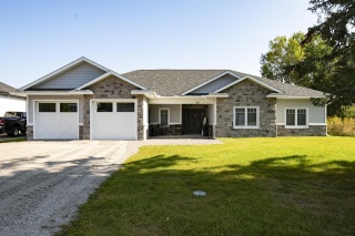 60 Queensgate Boulevard, Sault Ste. Marie Ontario, Canada