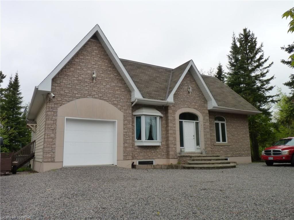 421 COLLINS Drive, North Bay Ontario, Canada