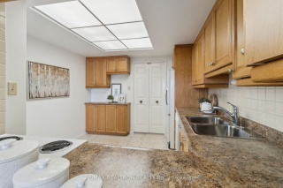 2350 Bridletowne Circ, Toronto Ontario