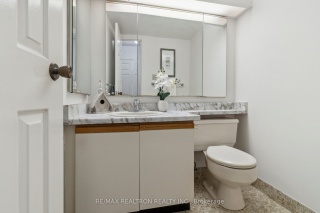 2350 Bridletowne Circ, Toronto Ontario