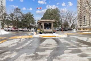 2350 Bridletowne Circ, Toronto Ontario