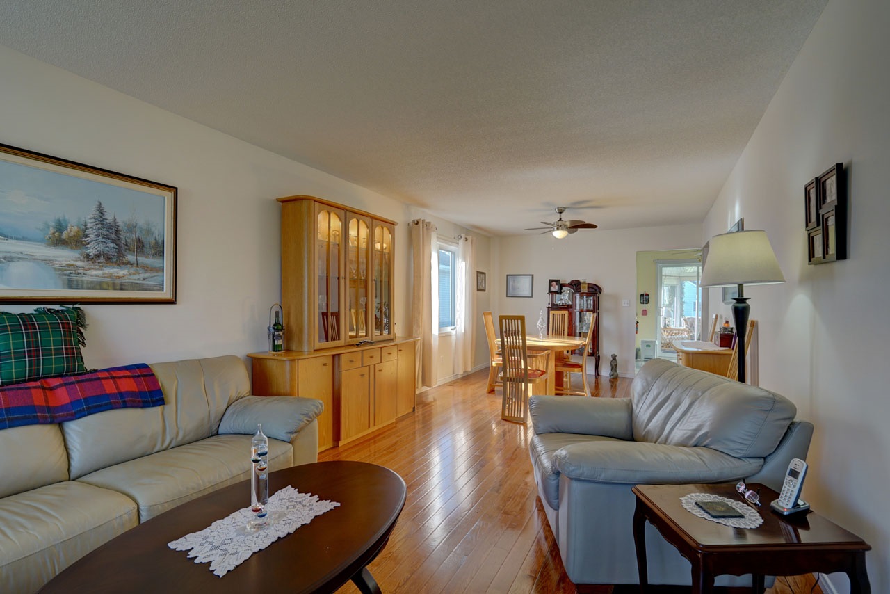 33 Abbey Dawn Drive, Bath Ontario, Canada