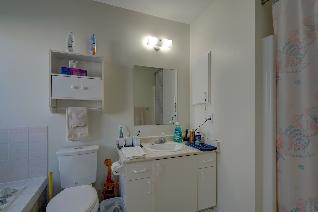 33 Abbey Dawn Drive, Bath Ontario, Canada