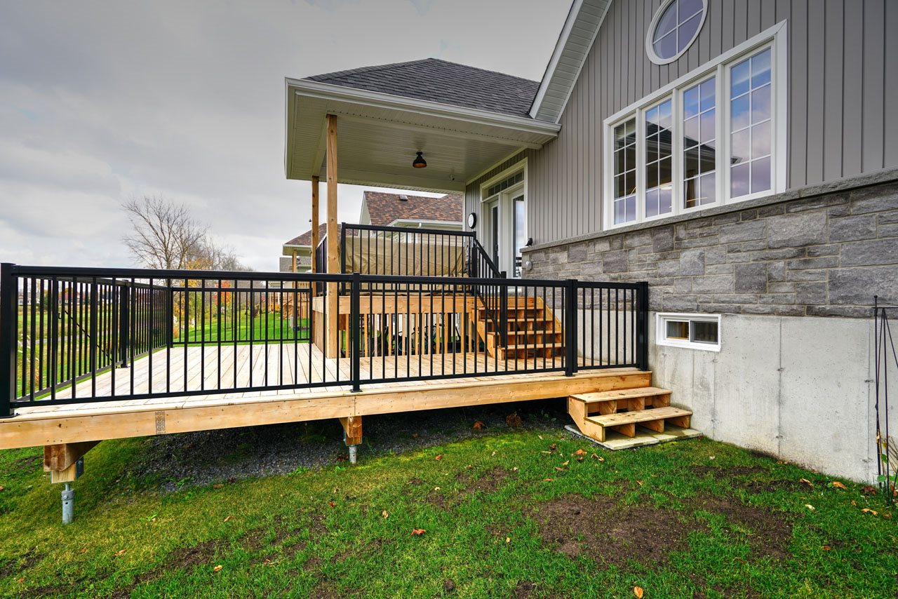121 Country Club Drive, Bath Ontario, Canada