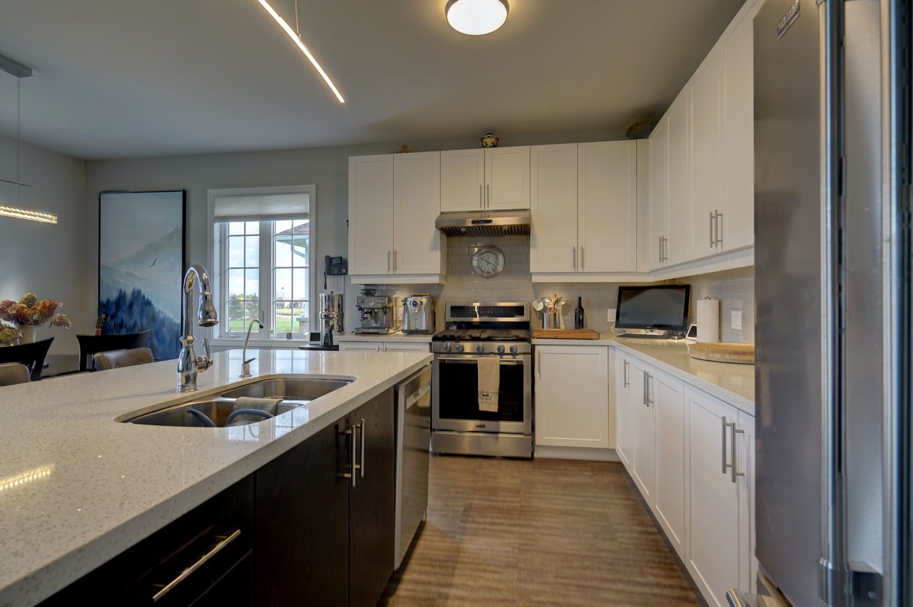 121 Country Club Drive, Bath Ontario, Canada
