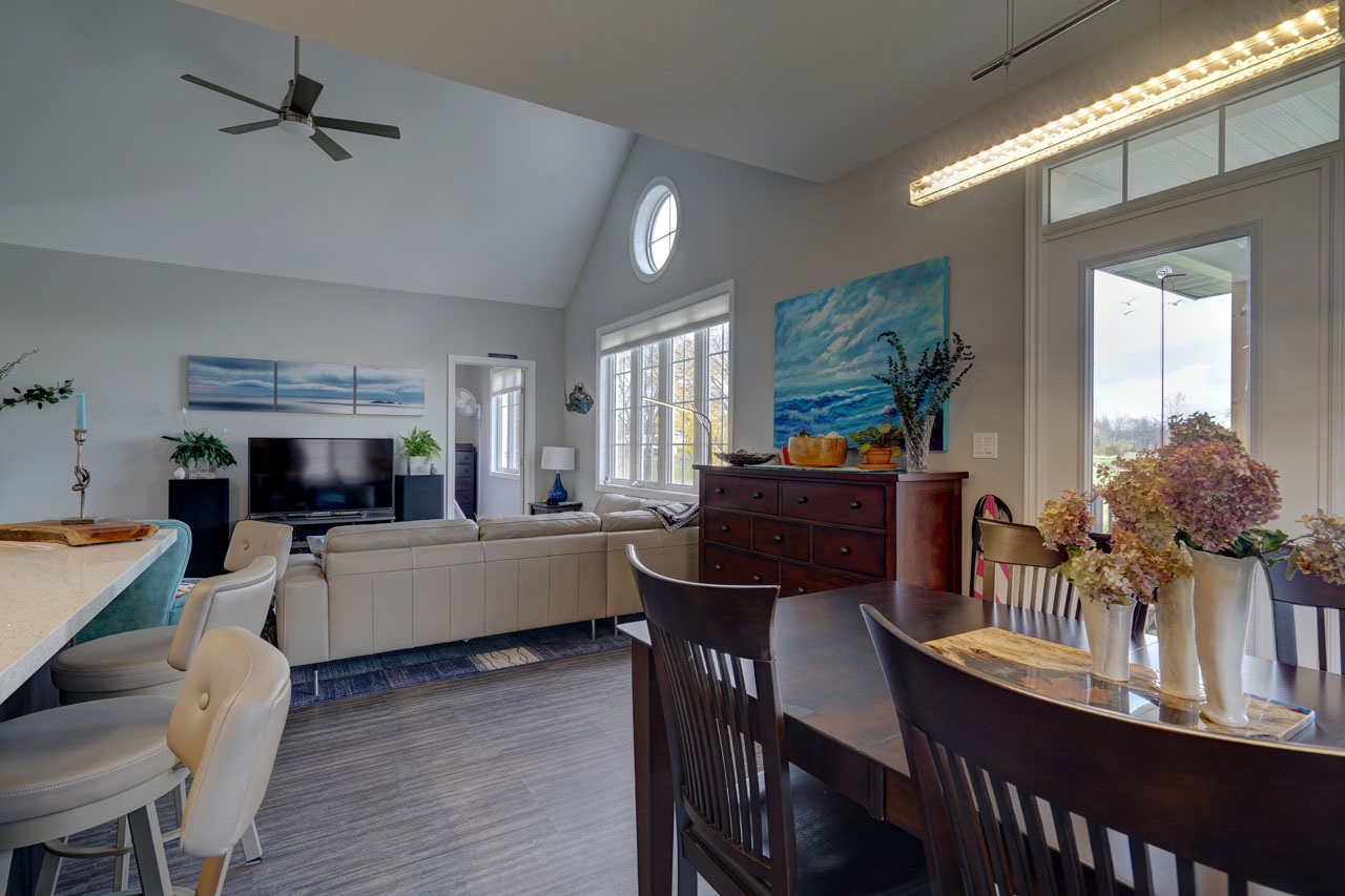 121 Country Club Drive, Bath Ontario, Canada