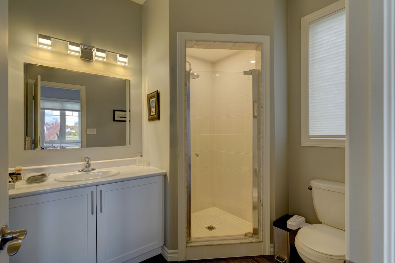 121 Country Club Drive, Bath Ontario, Canada