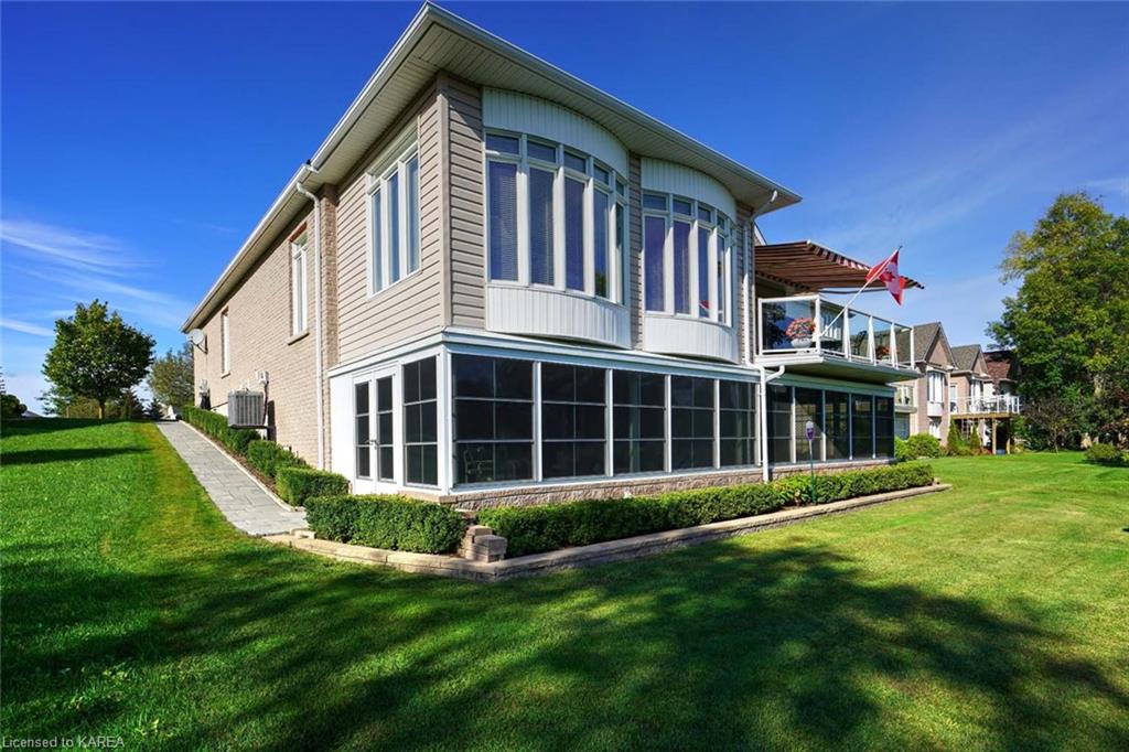 32 GLENORA Drive, Bath, Ontario, Canada