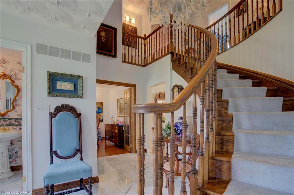 39 BAYSHORE Drive, Bath, Ontario, Canada