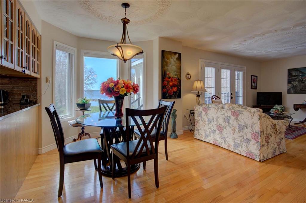 39 BAYSHORE Drive, Bath, Ontario, Canada