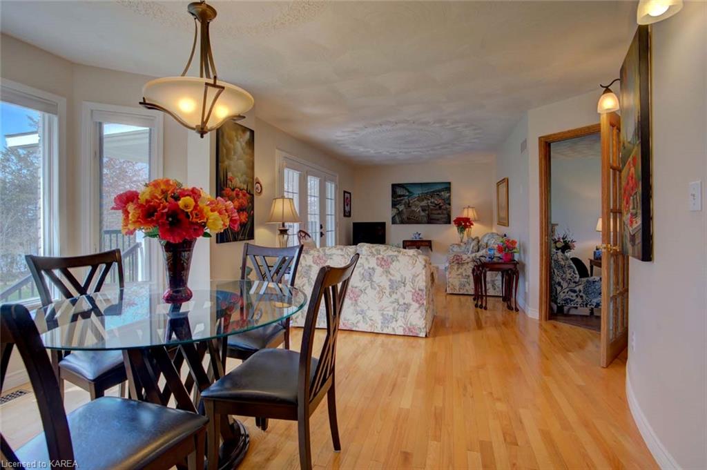 39 BAYSHORE Drive, Bath, Ontario, Canada