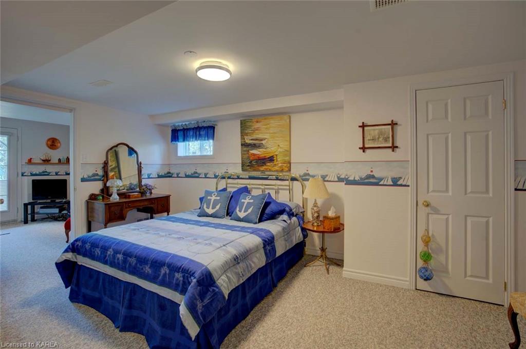 39 BAYSHORE Drive, Bath, Ontario, Canada