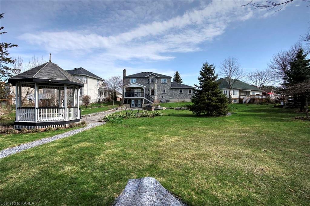 39 BAYSHORE Drive, Bath, Ontario, Canada